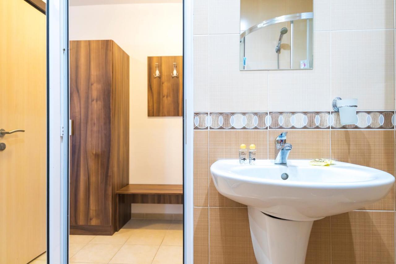 סאני ביץ' Apartments In Hotel Admiral Plaza מראה חיצוני תמונה